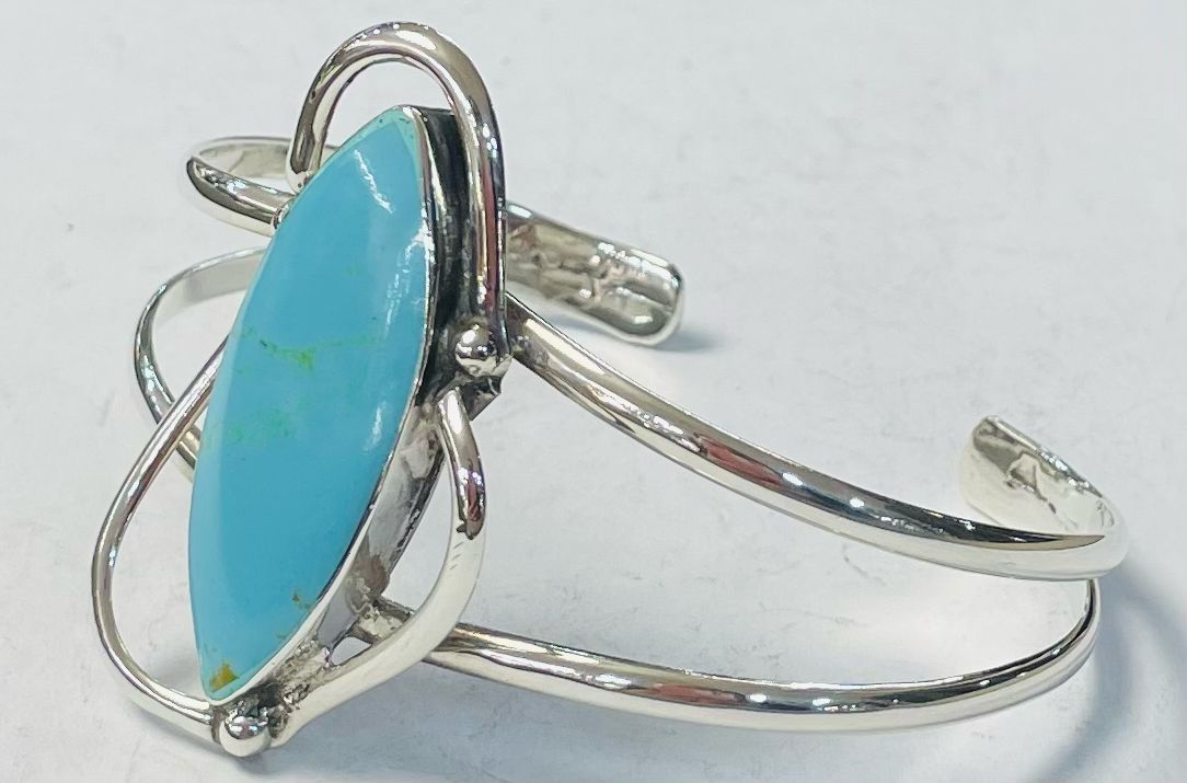 BRAZALETE CON TURQUESA EN PLATA LEY 925