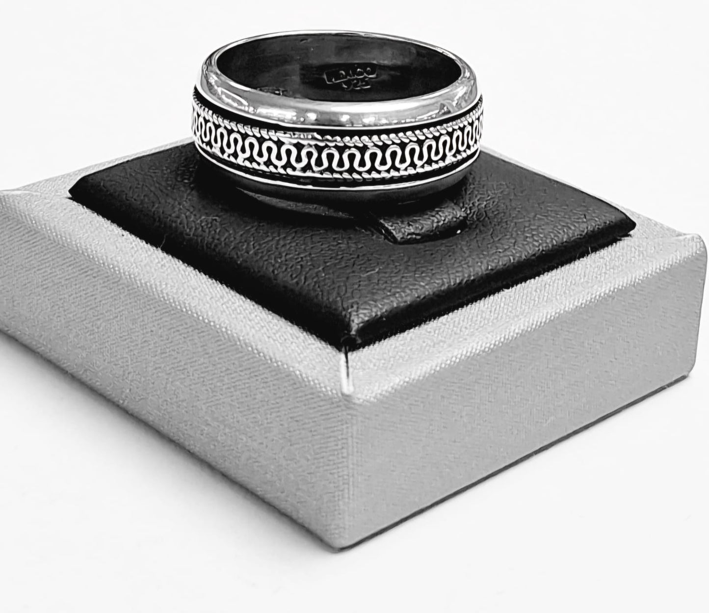 ANILLO ANTI ANSIEDAD EN PLATA LEY 925