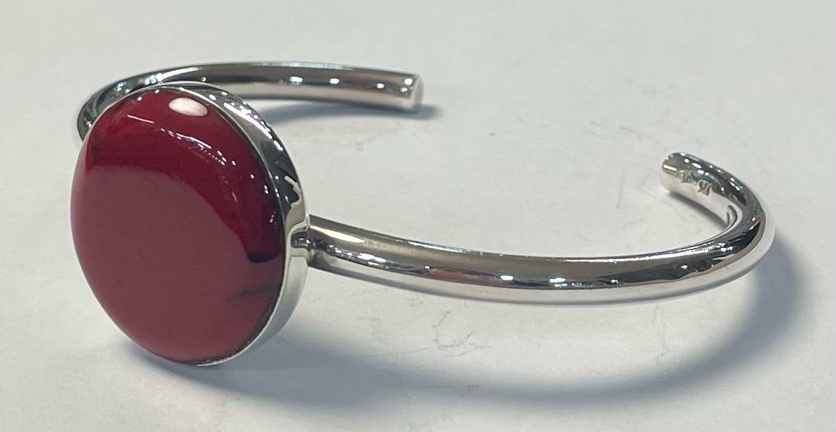 BRAZALETE CON CORAL EN PLATA LEY 925