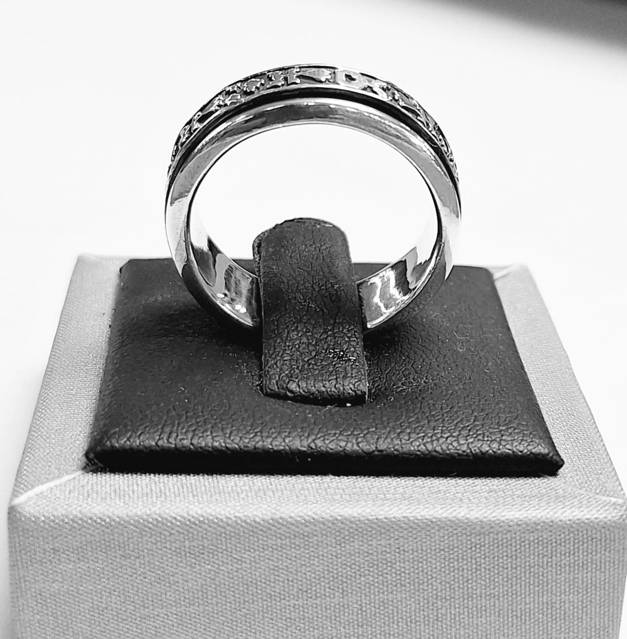 ANILLO ANTI ANSIEDAD EN PLATA LEY 925