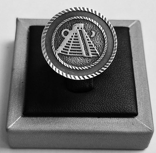 ANILLO PIRÁMIDE  EN  PLATA 925