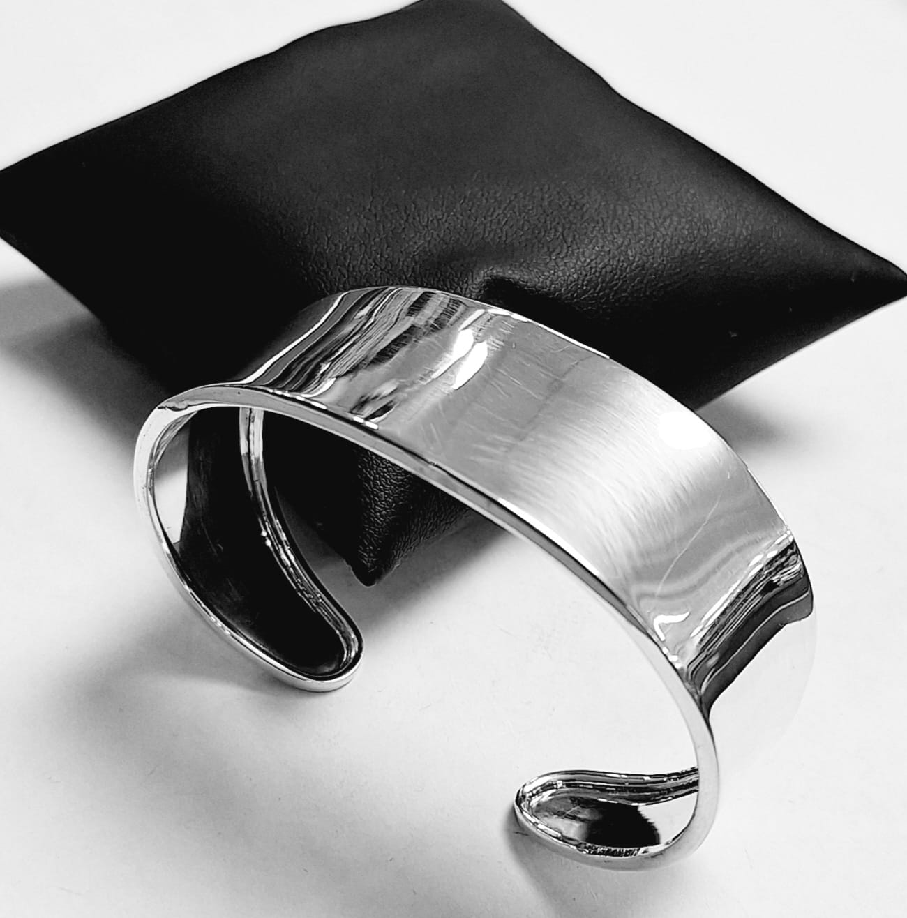 BRAZALETE EN  PLATA  LEY 925