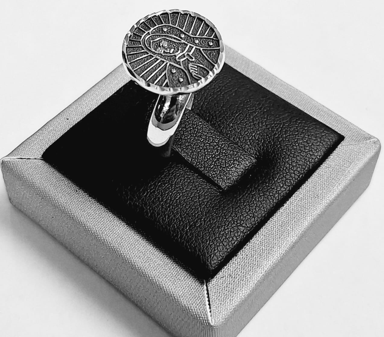 ANILLO VIRGEN DE GUADALUPE EN PLATA LEY 925