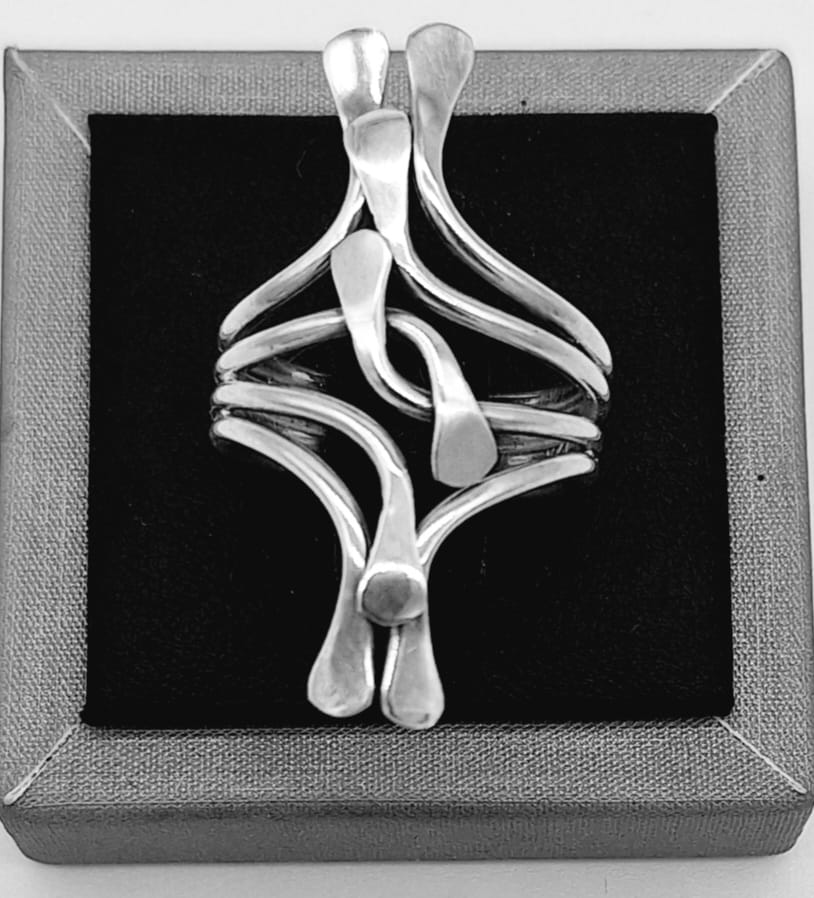 ANILLO PLATA LEY 925 .