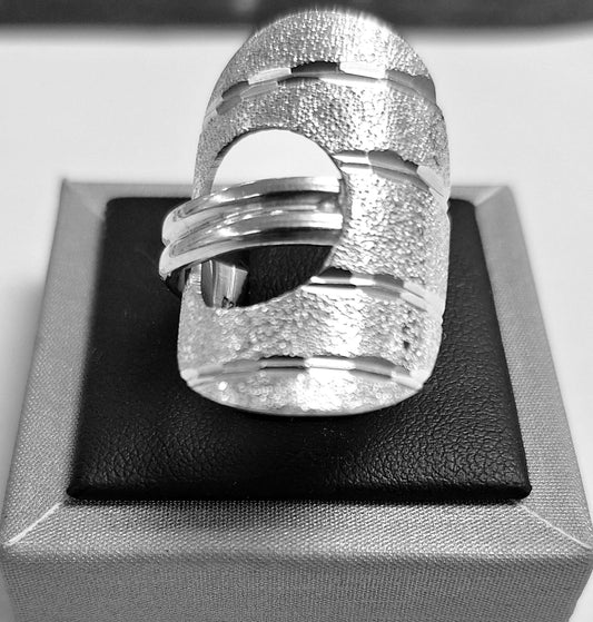 ANILLO DIAMANTADA EN PLATA LEY 925