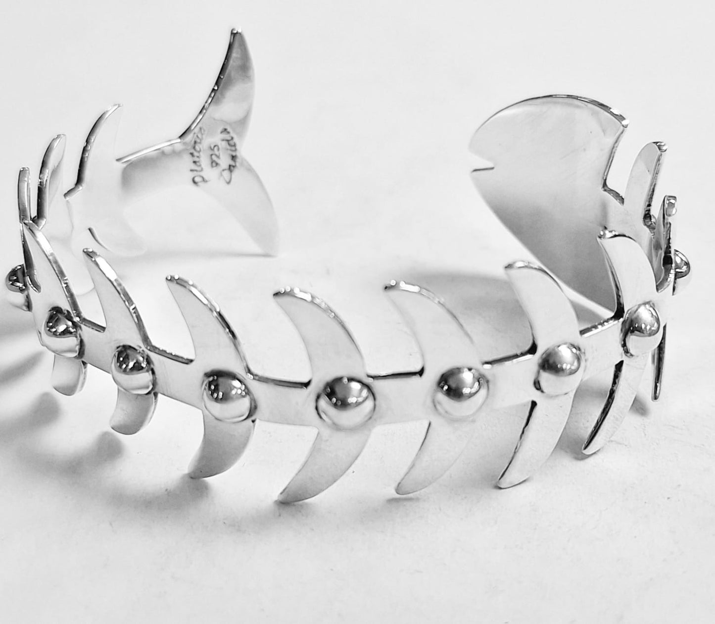 BRAZALETE ESQUELETO EN PLATA LEY 950