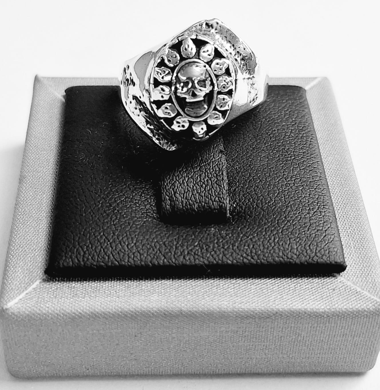 ANILLO CRANEO PLATA LEY  925