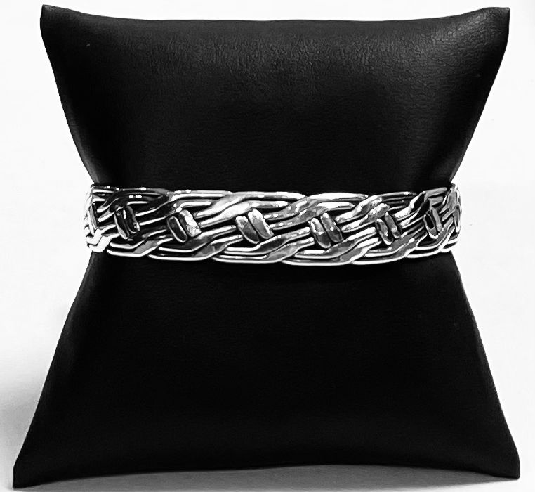BRAZALETE TAPETILLO  EN PLATA LEY 925