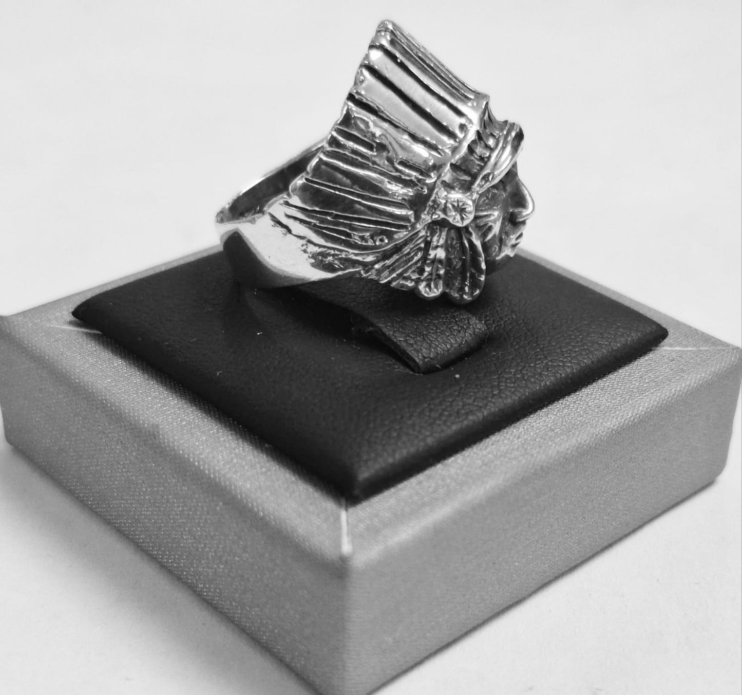 ANILLO INDIO EN PLATA LEY 925