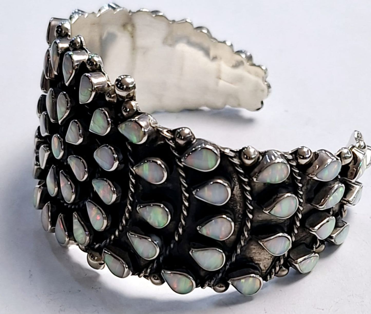 BRAZALETE CON OPALO EN PLATA LEY 950