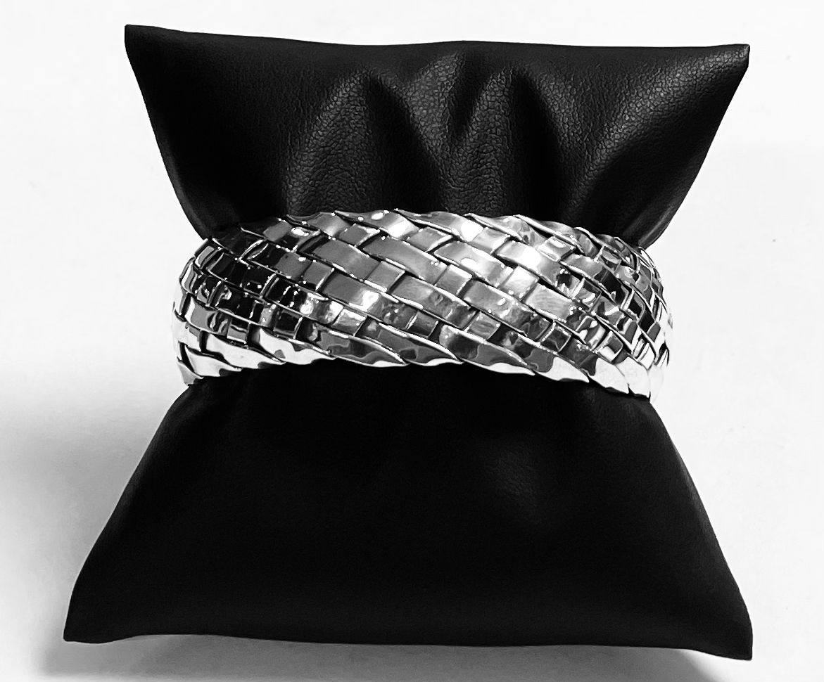 BRAZALETE TAPETILLO EN PLATA LEY 925