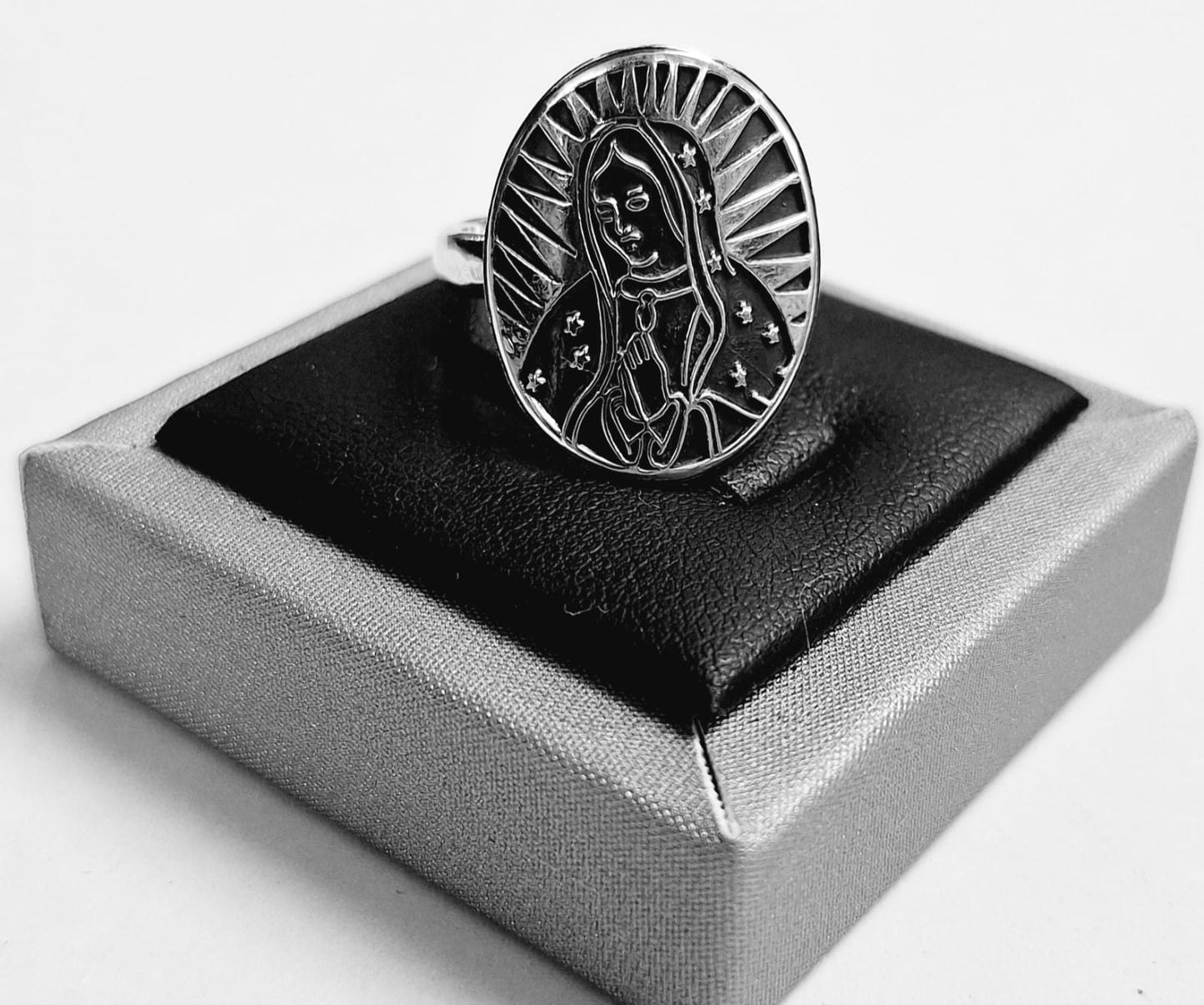 ANILLO VIRGEN DE GUADALUPE EN PLATA LEY 925