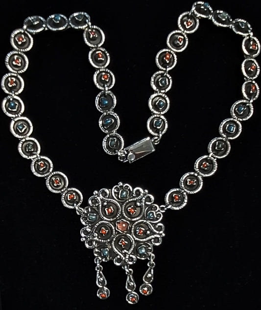 COLLAR VINTAGE CON INCRUSTACIONES DE PIEDRAS EN PLATA LEY 925