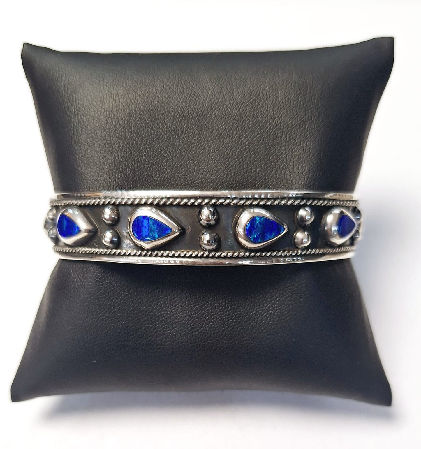 BRAZALETE CON OPALO EN PLATA LEY