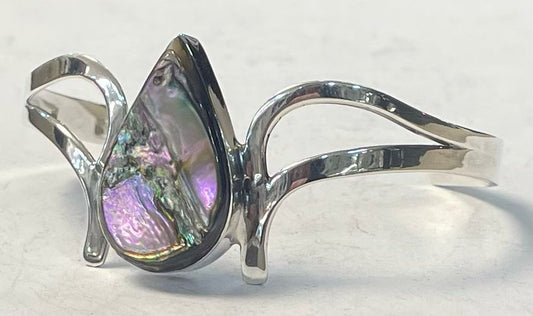 Brazalete con Concha de Abulon en Plata Ley 925, vista frontal