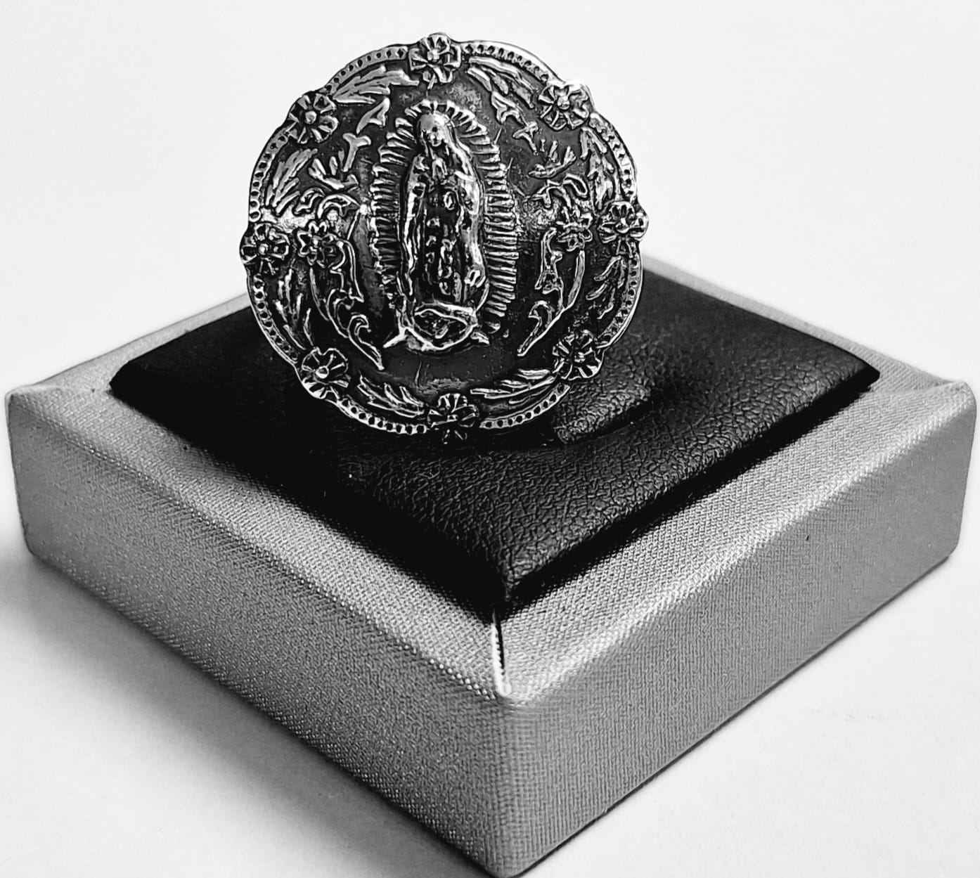 ANILLO VIRGEN DE GUADALUPE EN PLATA LEY 925