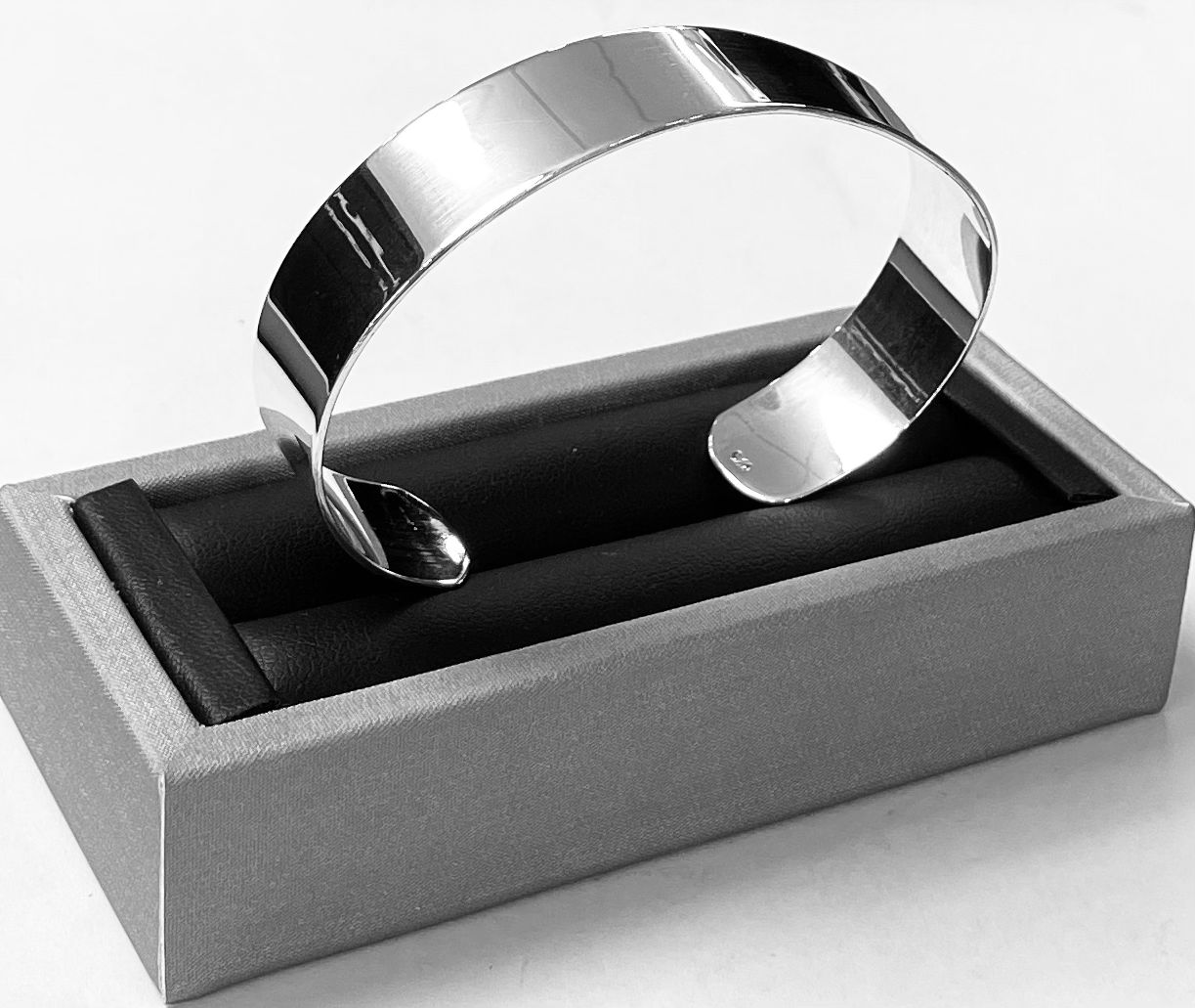 BRAZALETE EN PLATA LEY  925