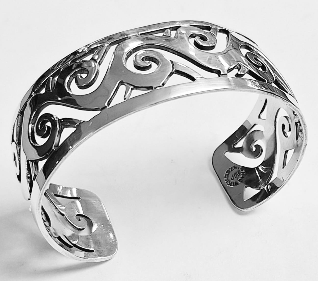 BRAZALETE EN PLATA LEY 925