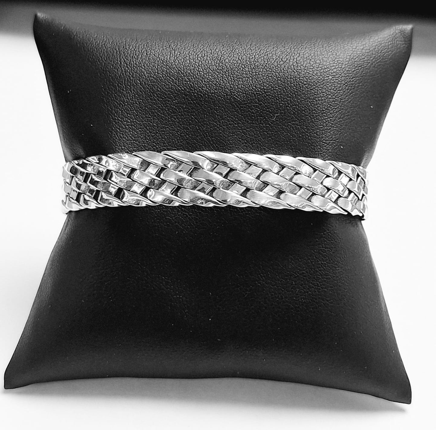 BRAZALETE EN PLATA LEY 925