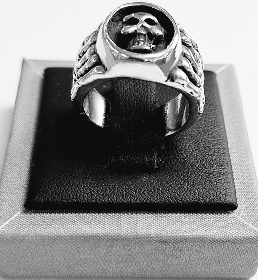 ANILLO  CRANEO EN PLATA LEY 925
