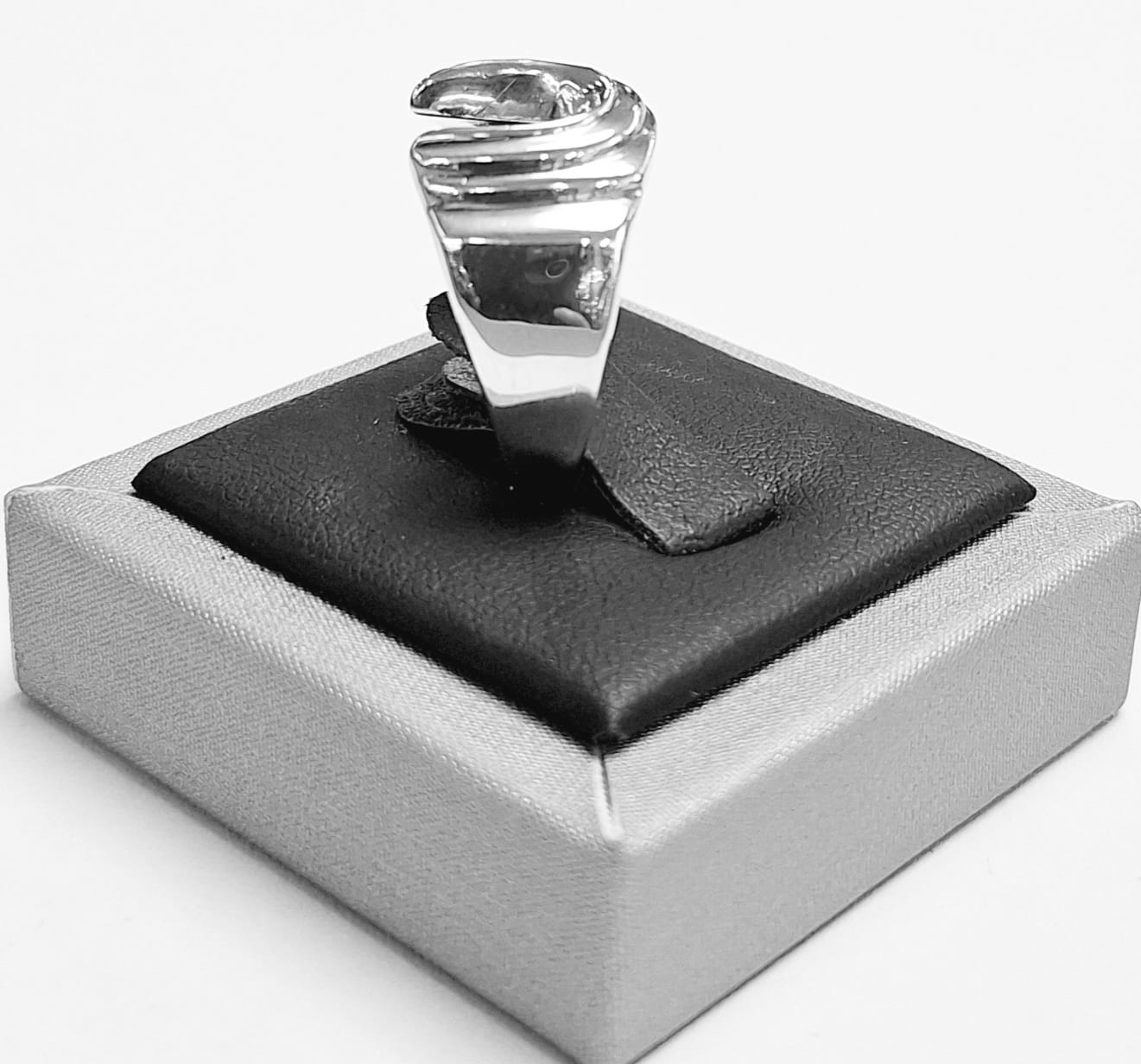 ANILLO DE HERRADURA EN PLATA LEY 925