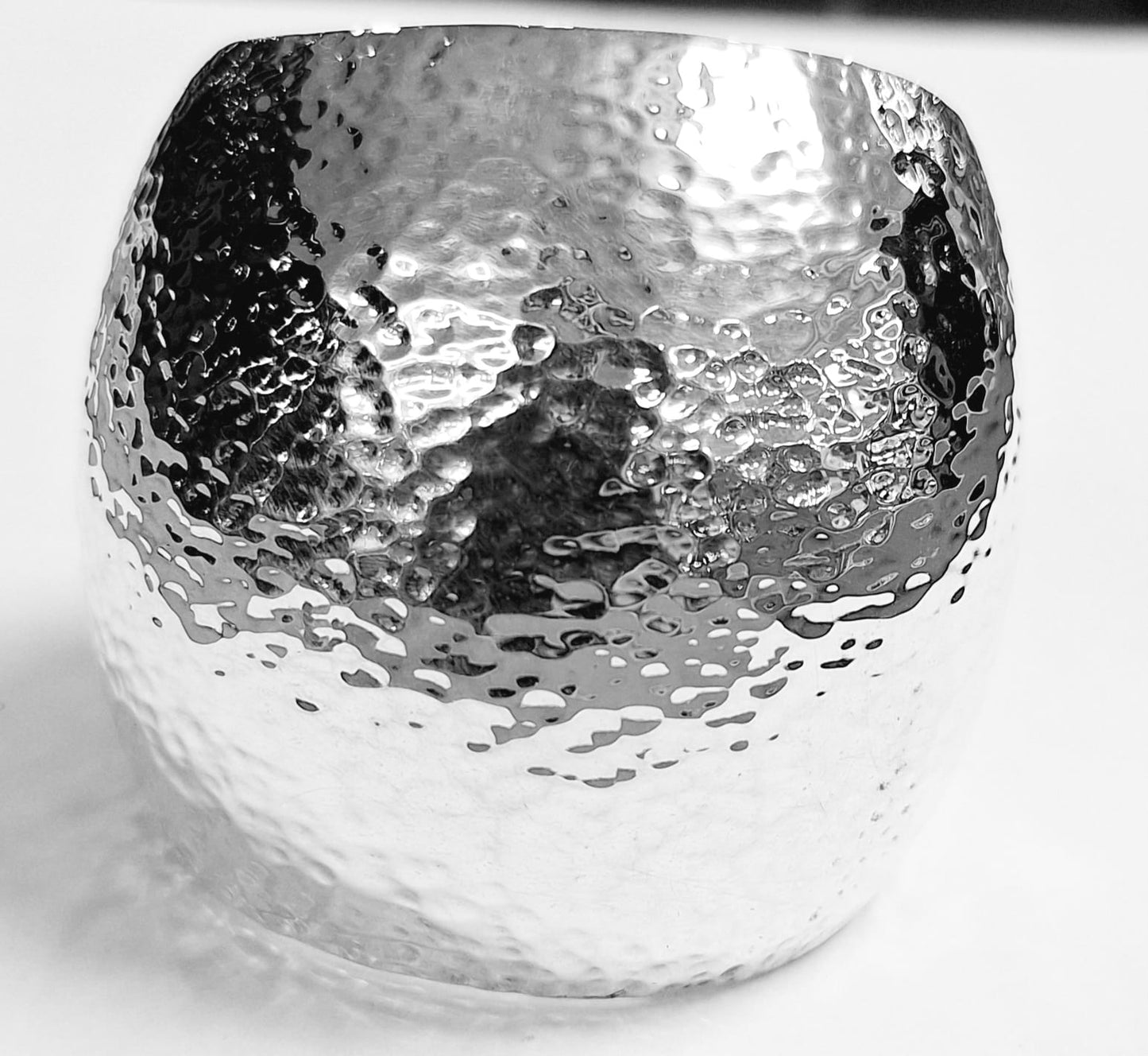 BRAZALETE MARTILLADO EN PLATA LEY 925