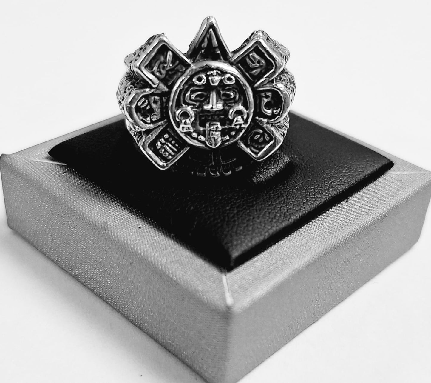 ANILO SOL AZTECA EN PLATA LEY 925