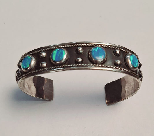 BRAZALETE CON OPALO EN PLATA LEY 925