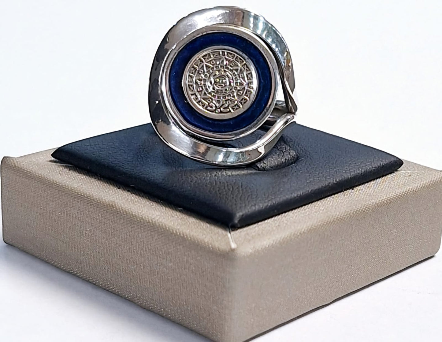 ANILLO CALENDARIO AZTECA EN PLATA LEY 925