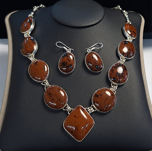 Set de Collar con Incrustaciones de Ágata en Plata Ley 950, vista frontal