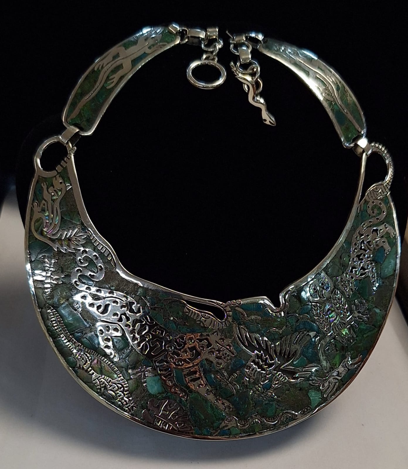 COLLAR SELVÁTICO CON INCRUSTACION DE MALAQUITA EN PLATA LEY 925