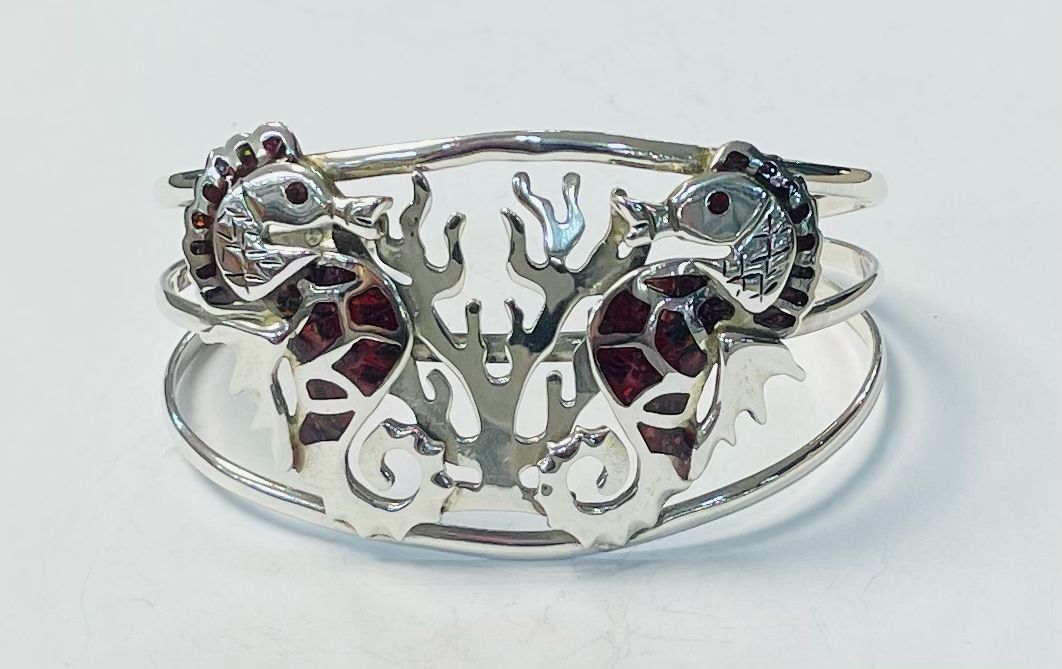 BRAZALETE CON OPALO EN PLATA LEY 925