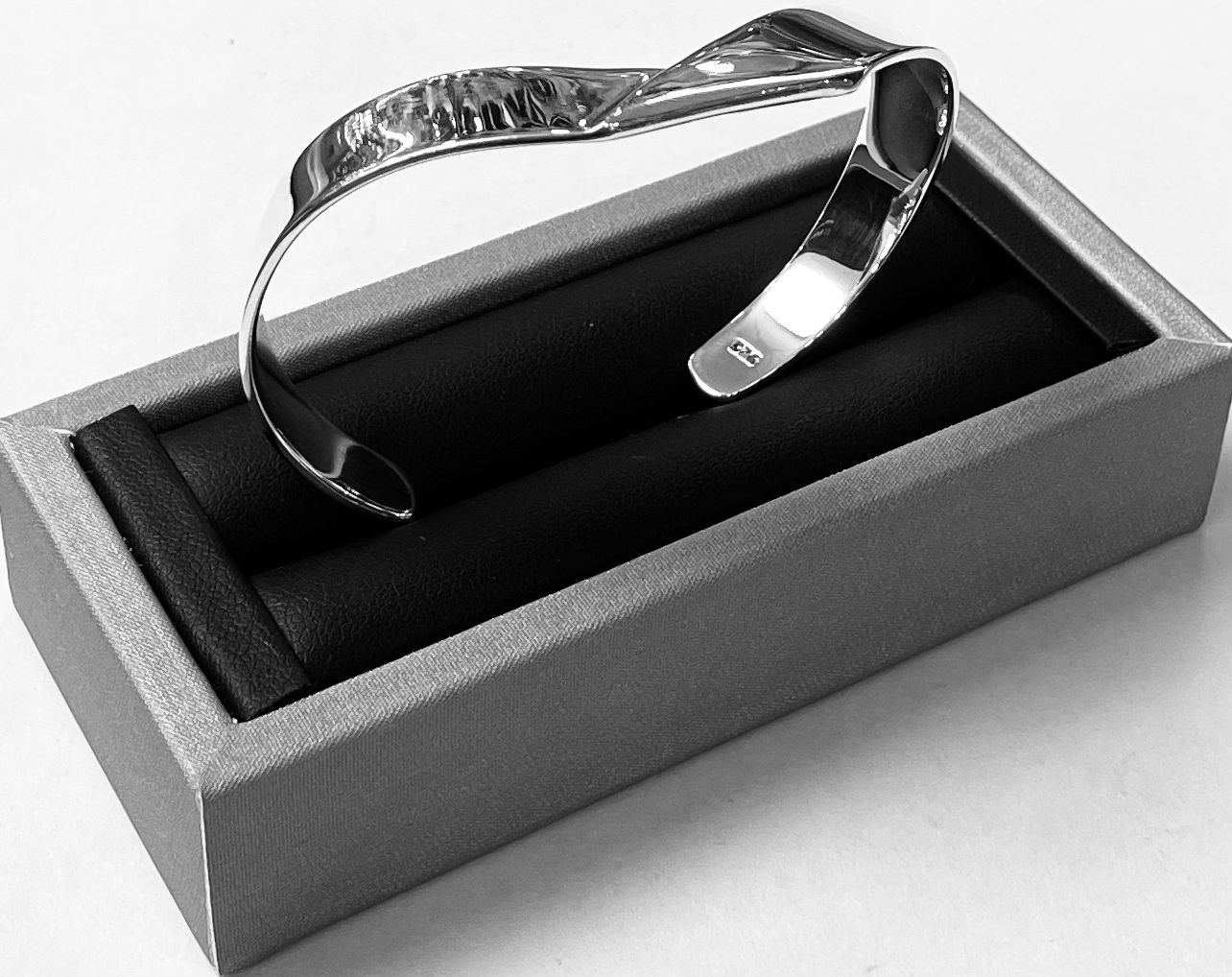 BRAZALETE EN PLATA LEY 925