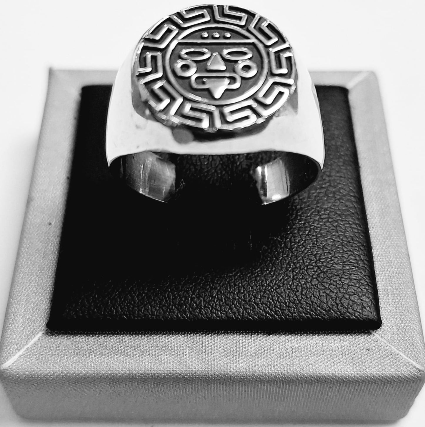 ANILLO   SELLO ÉTNICO EN PLATA LEY 925