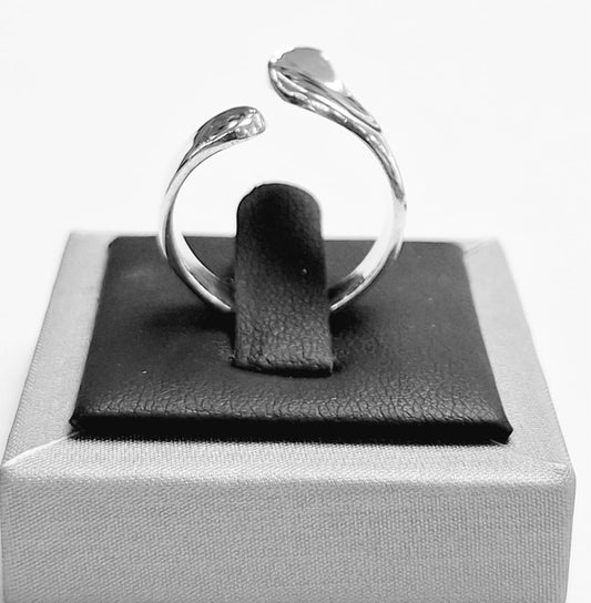 ANILLO EN PLATA LEY 925