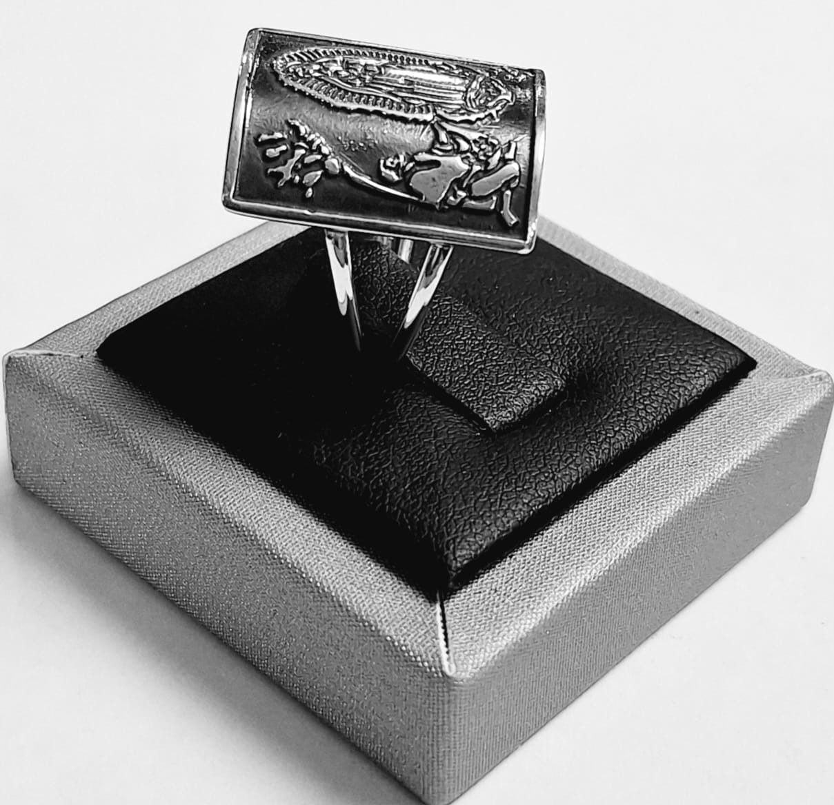 ANILLO VIRGEN DE GUADALUPE EN PLATA LEY 925