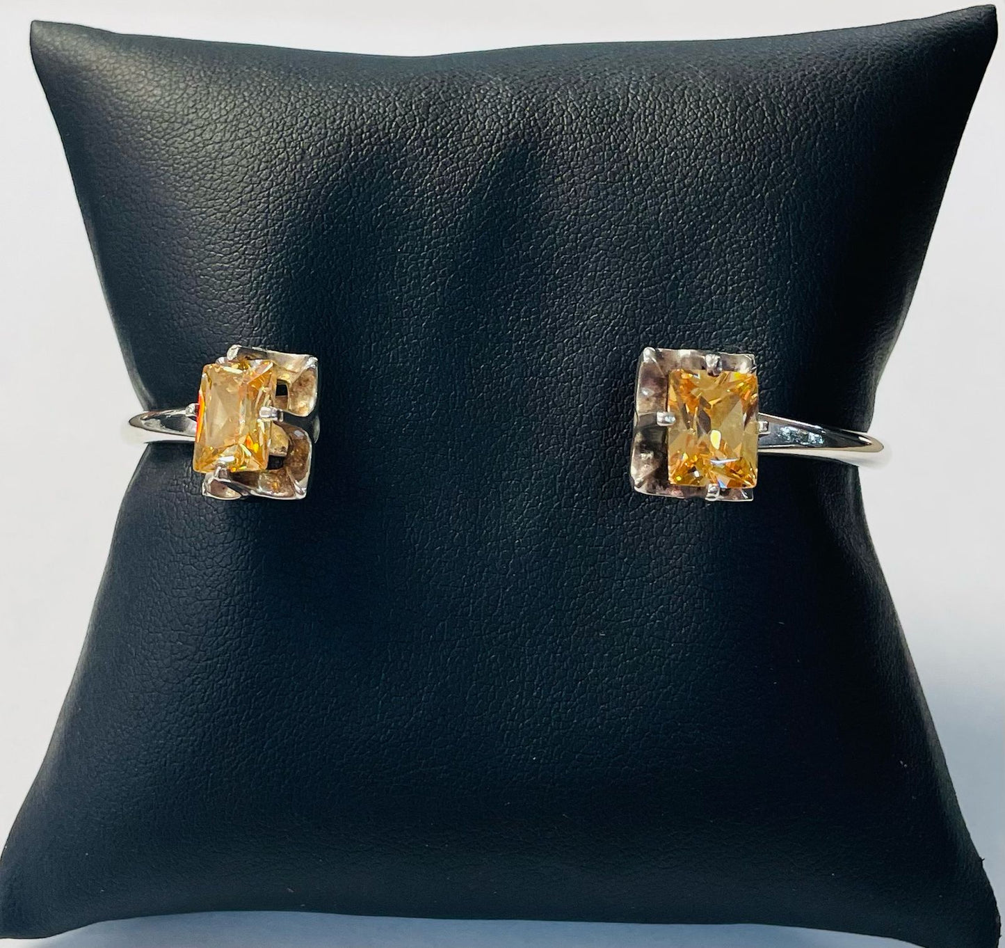 BRAZALETE CON CITRINA  EN PLATA LEY 925