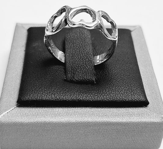 ANILLO DE TRES CORAZONES EN PLATA LEY 925