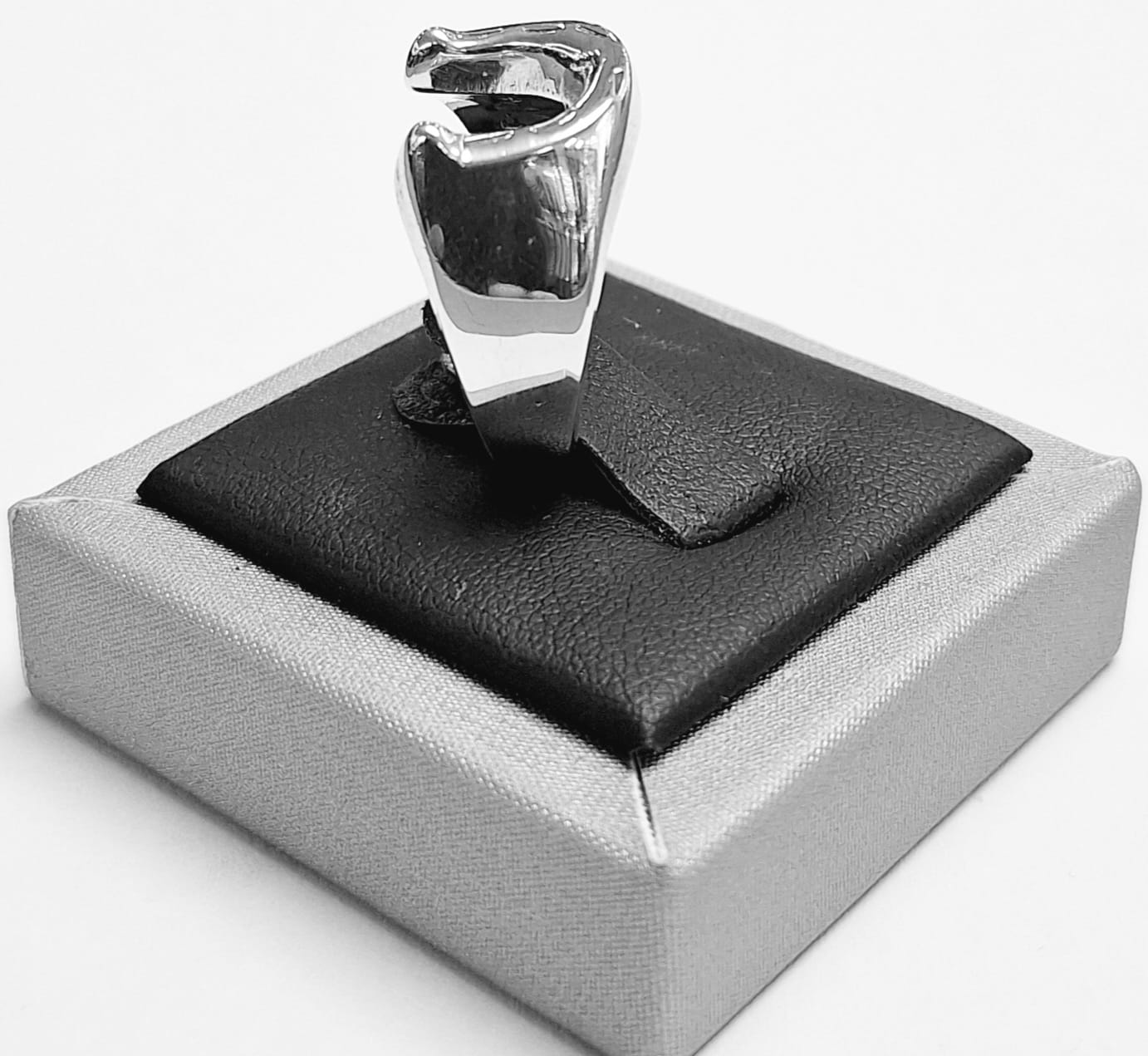 ANILLO DE HERRADURA  EN PLATA LEY 925