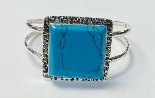 BRAZALETE EN PLATA LEY 925 CON TURQUESA