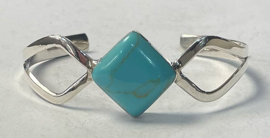 BRAZALETE CON TURQUESA EN PLATA LEY 925