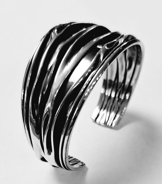 BRAZALETE CORRUGADO EN PLATA LEY 925