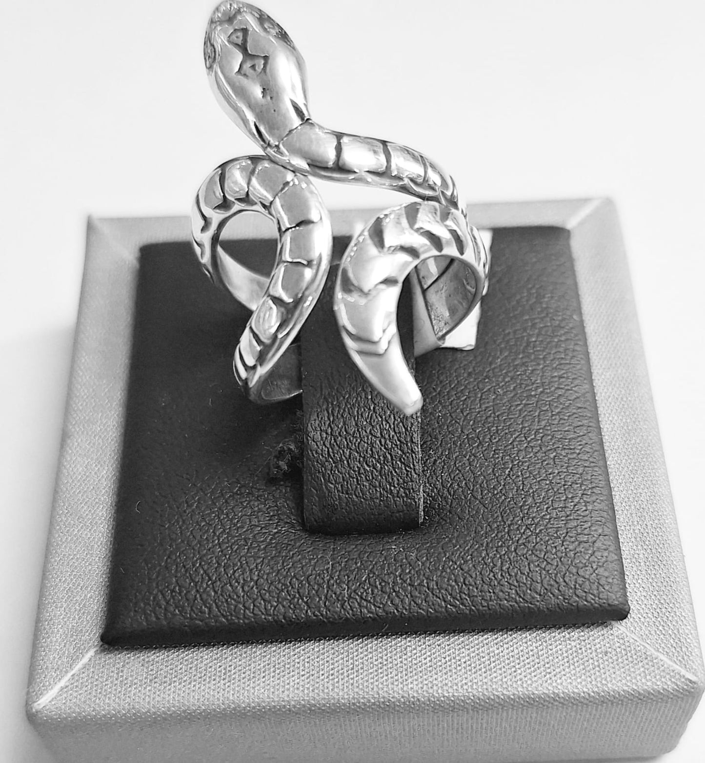 ANILLO SERPIENTE EN PLATA LEY 925