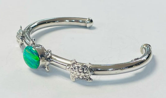 Brazalete Tortuga con Opalo Plata Ley 925, vista frontal