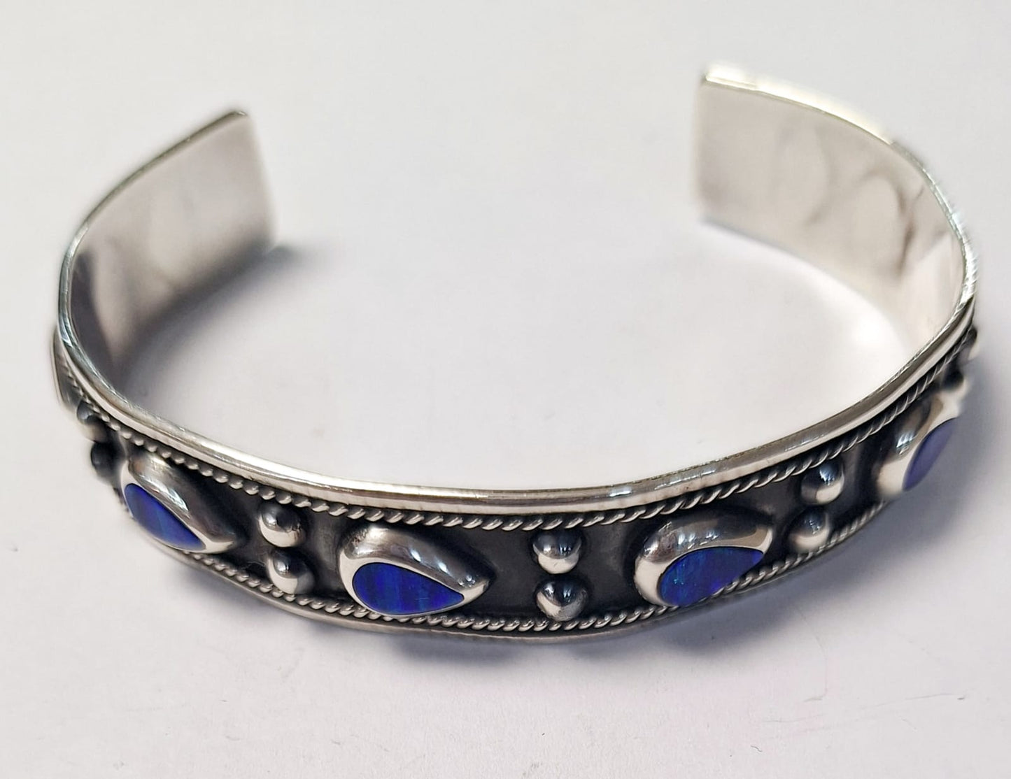 BRAZALETE CON OPALO EN PLATA LEY