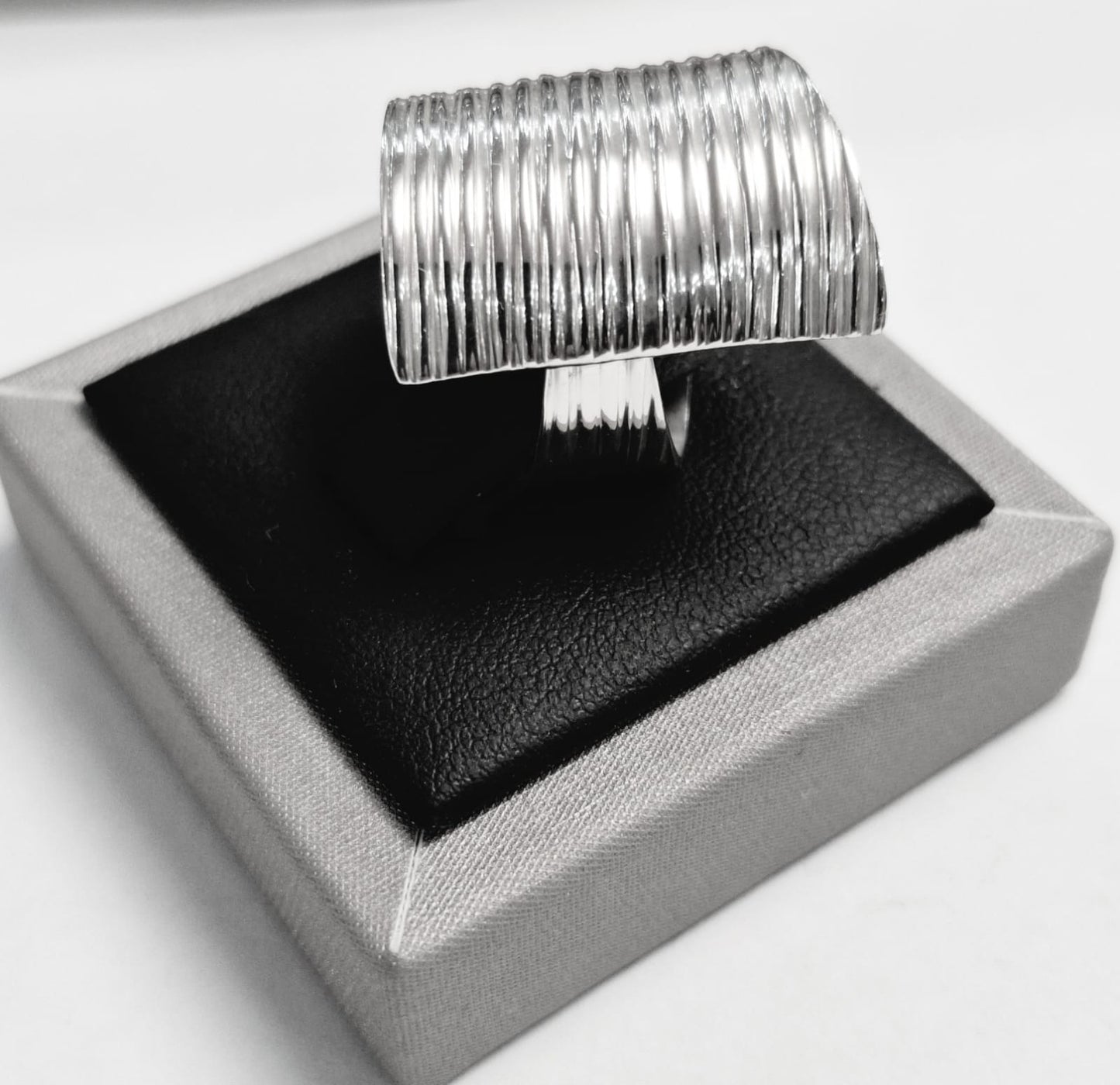 ANILLO DIAMANTADA PLATA LEY 925