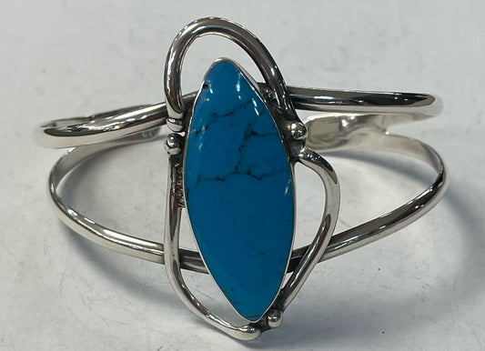 BRAZALETE CON TURQUESA  EN PLATA LEY 925