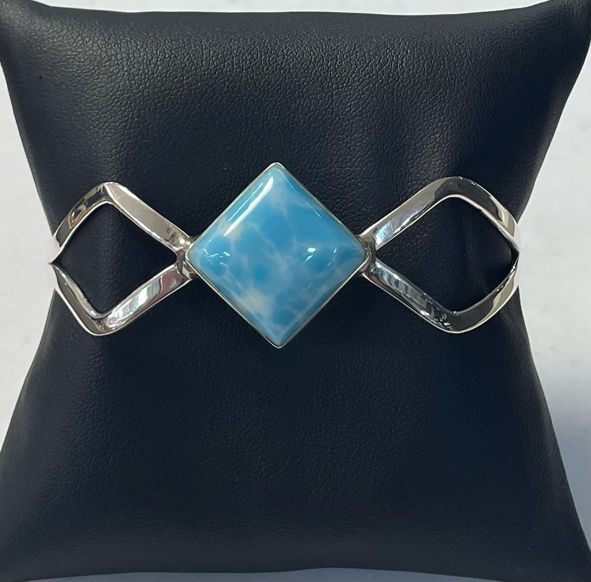 BRAZALETE CON LARI MAR EN PLATA LEY 925
