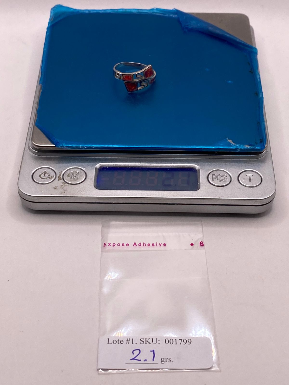 ANILLO AJUSTABLE CON ÓPALO DE FUEGO FUCSIA EN PLATA LEY .925
