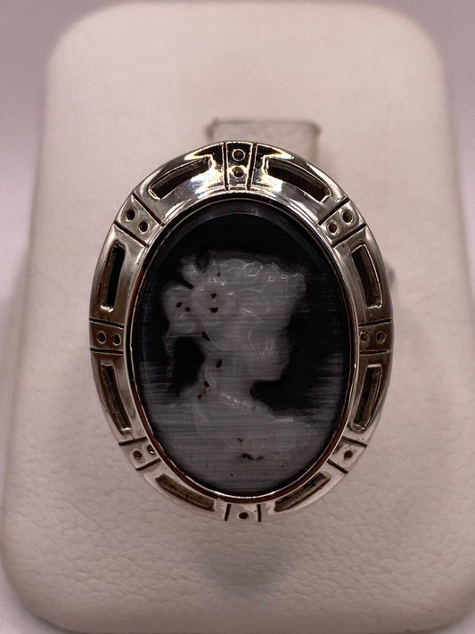 Anillo Ajustable de Plata Ley 925 con Camafeo